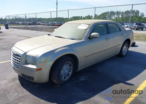 2007 Chrysler 300 Touring from USA, damaged, VIN 2C3LA53GX7H693816